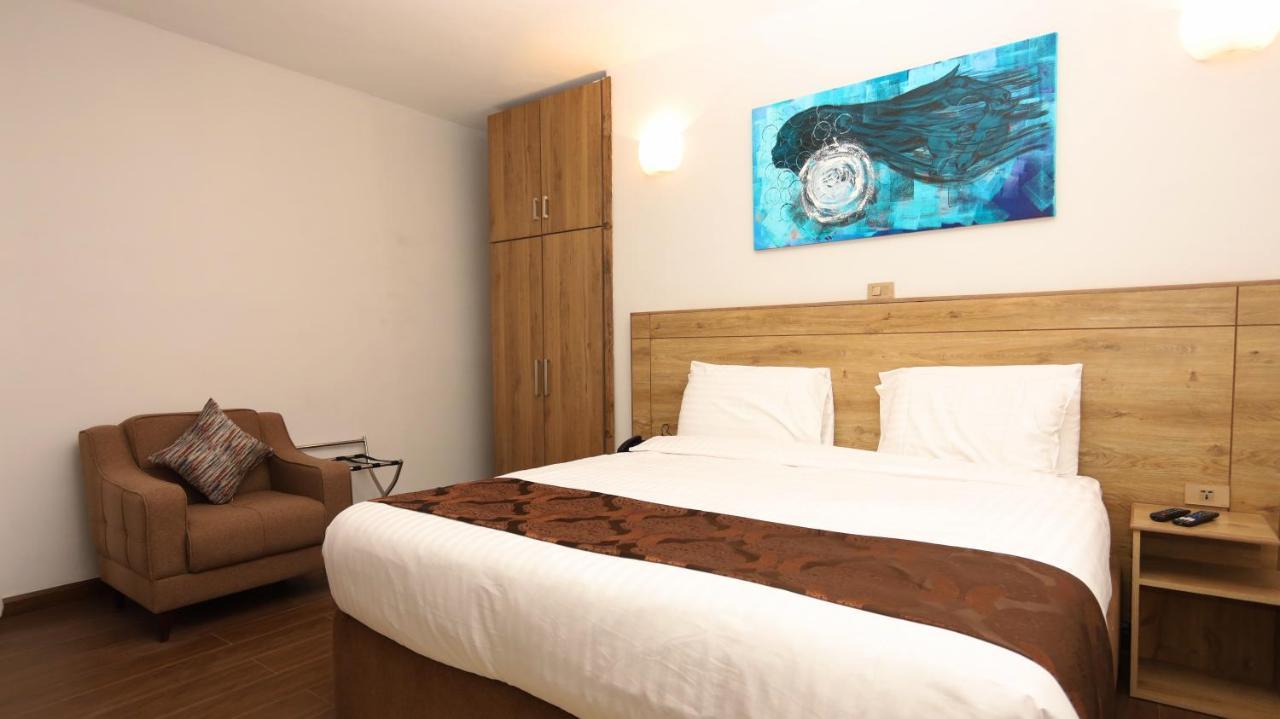 Black Horse Hotel Apartment Adis Abeba Exterior foto